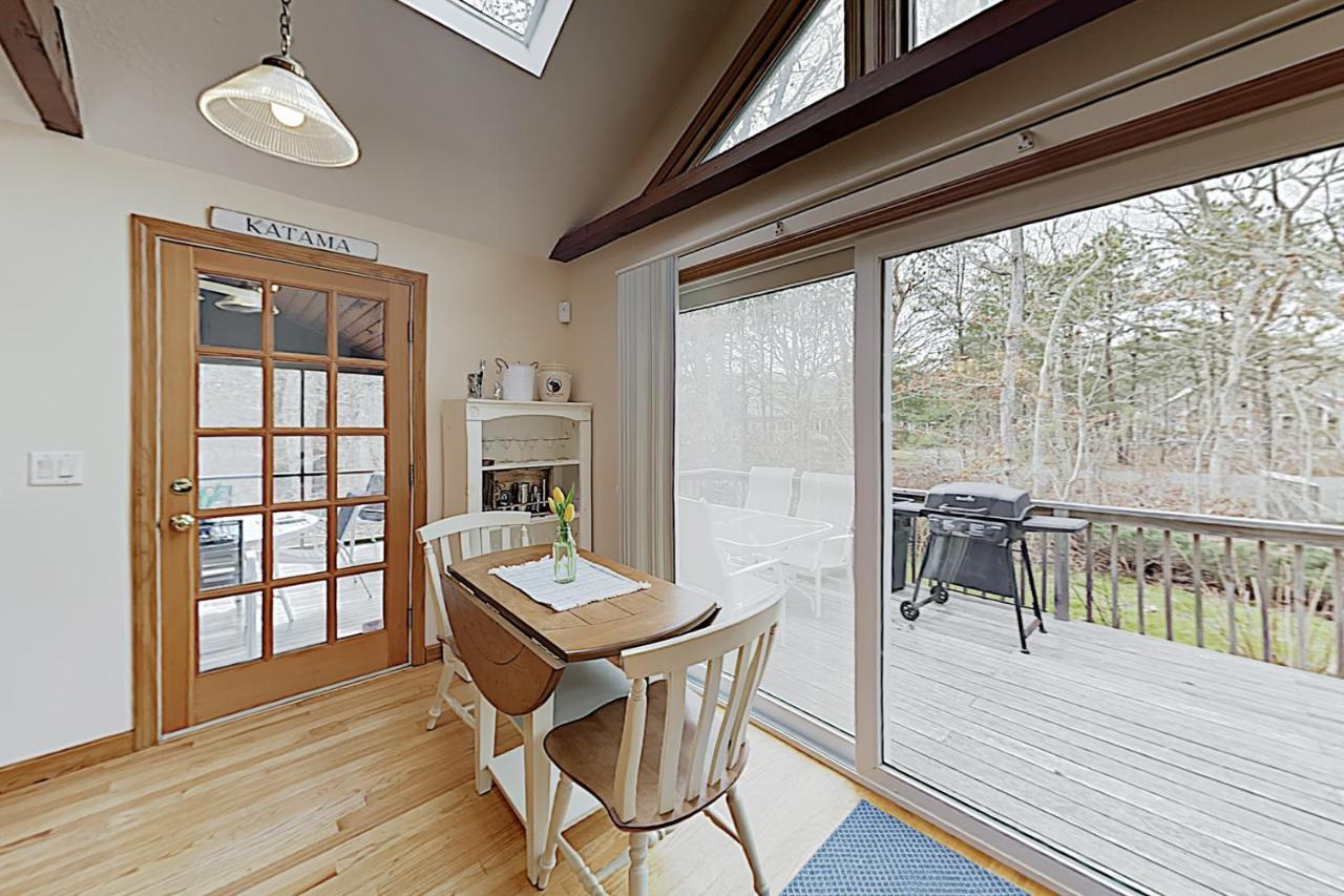 Harbor Cove Cottage Эдгартаун Экстерьер фото
