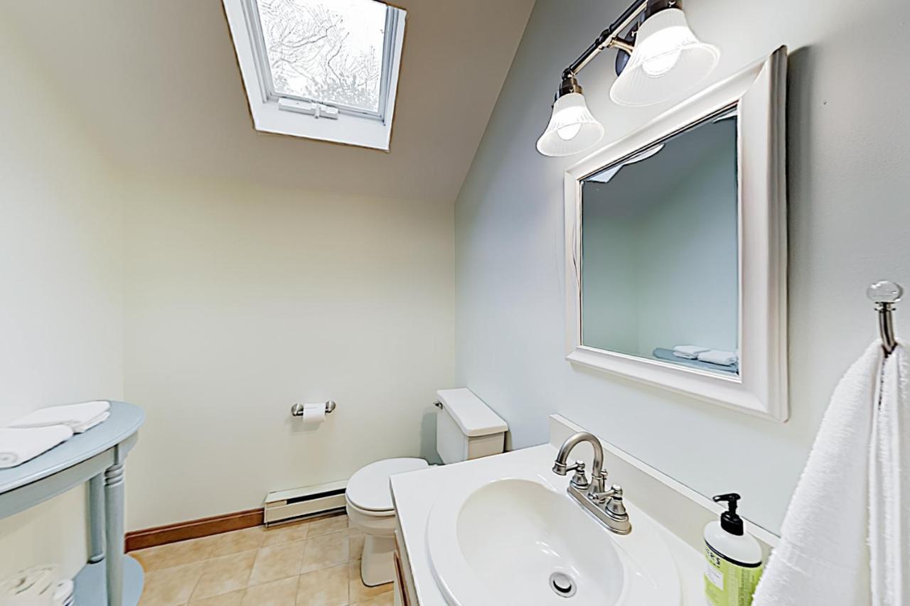Harbor Cove Cottage Эдгартаун Экстерьер фото