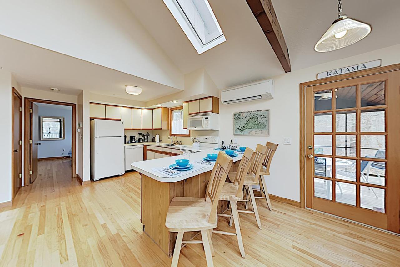 Harbor Cove Cottage Эдгартаун Экстерьер фото